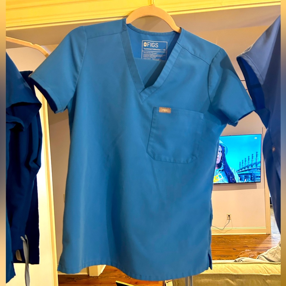 Cool blue figs set. Xs Catarina/xs tall Livingston.